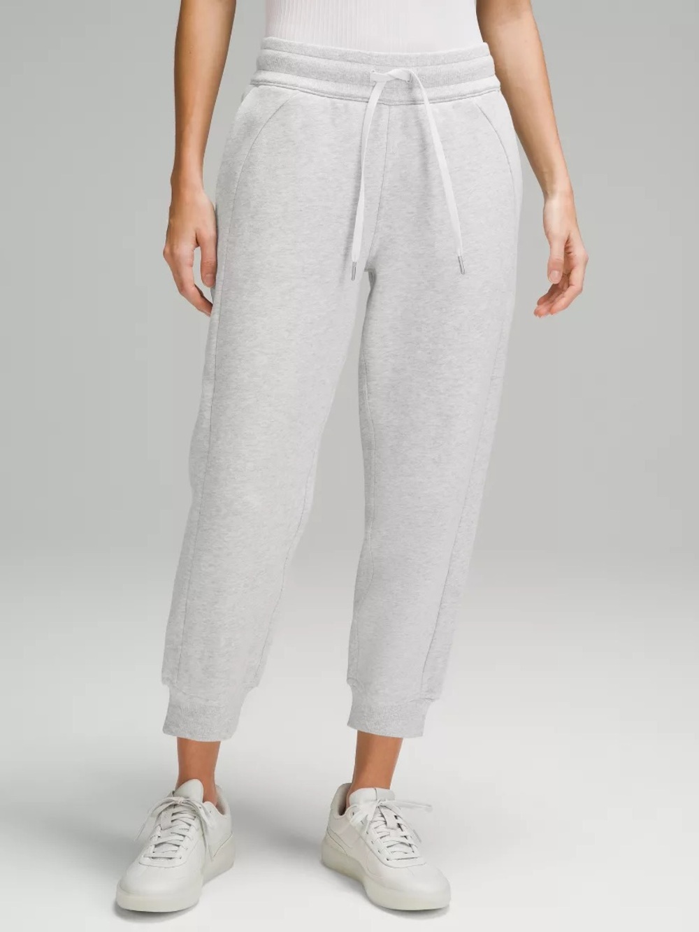 lululemon Scuba High Rise Crop Joggers (NWOT) Heathered Core Ultra Light Grey